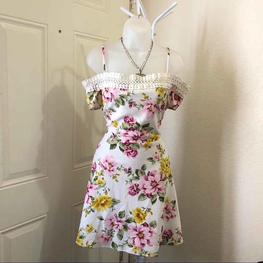 Vintage off shoulder babydoll dress floral lace trim mini elegrant wedding guest